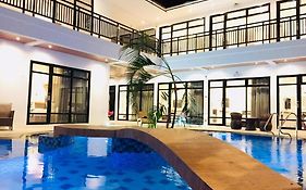 White Breeze Palawan Boutique Hotel